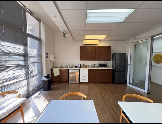 998M² OFFICE FOR SALE IN BROADACRES